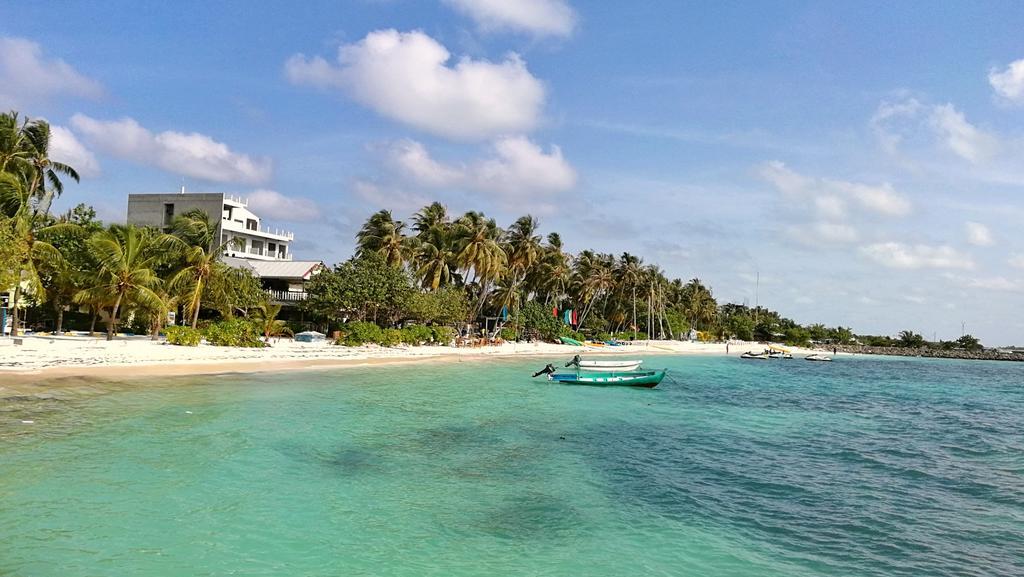 Royal Pearl Inn Maafushi Exteriör bild